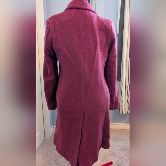 Chic Women's Raspberry Pea Coat - Picture 5 of 9